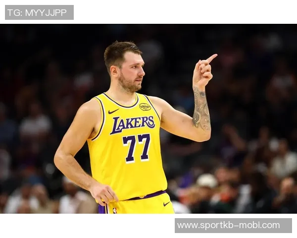 湖人揭幕战球员评分揭晓东契奇独领风骚新援艾顿惨遭D级评价